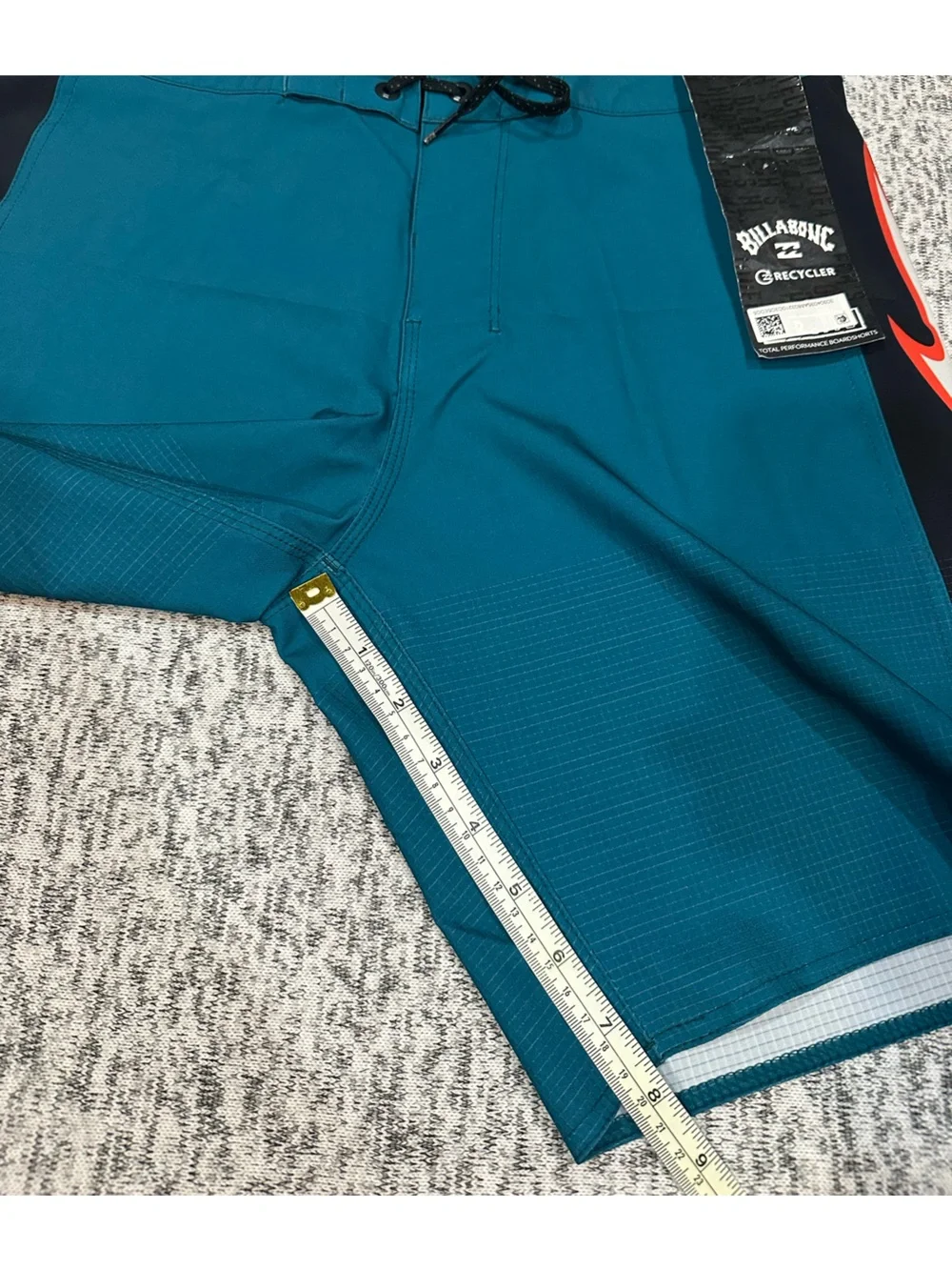 Billabong Teal Boardshorts with Black and Orange Flame Panels NWT Mens Sz 30